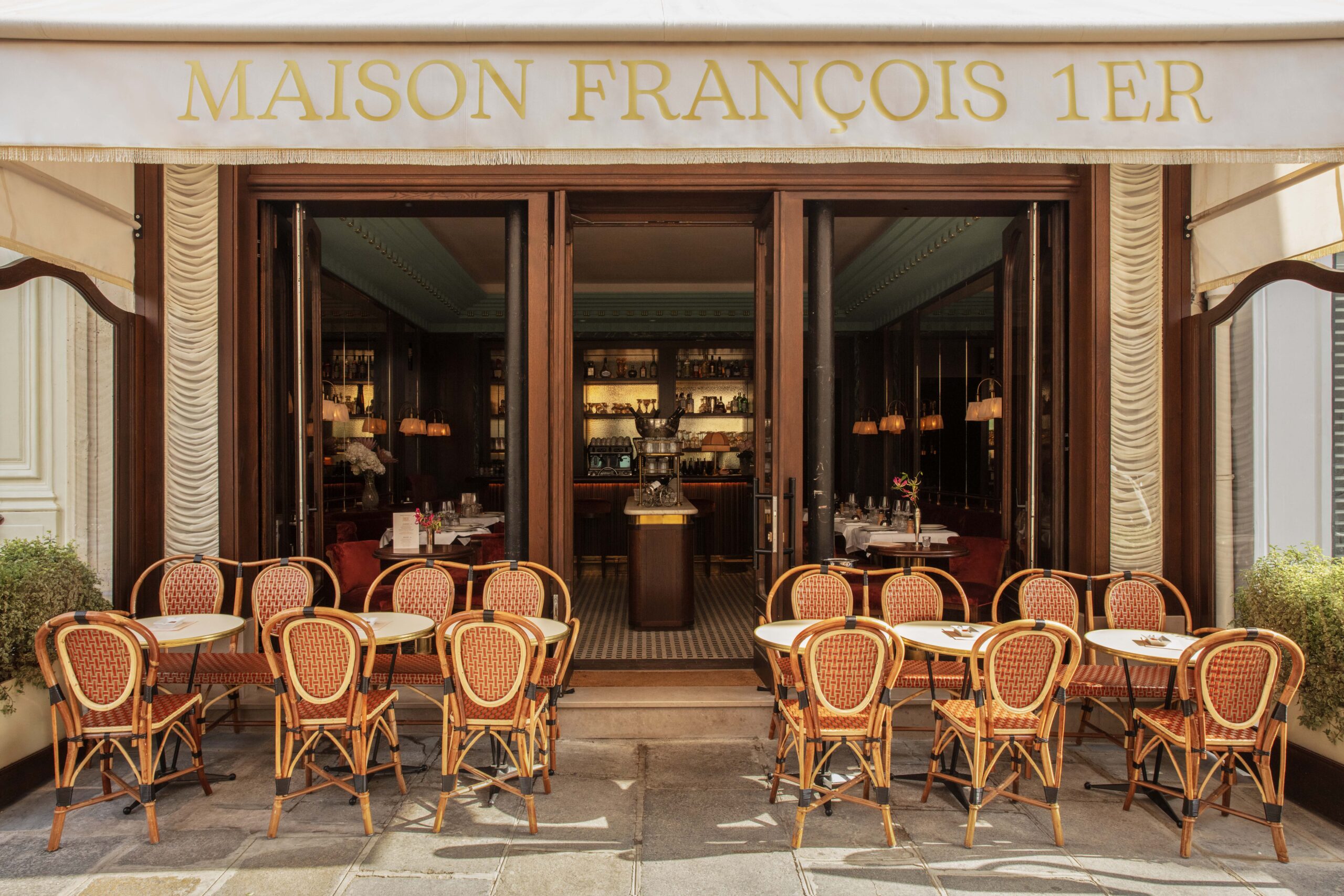 Terrasse restaurant Maison Francois 1er-Paris